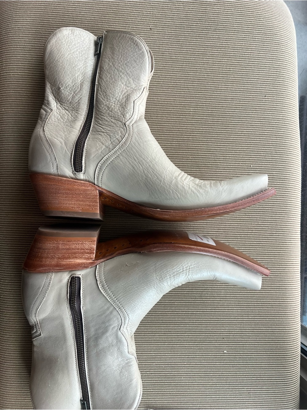 Lucchese April boots in cream - Picture 5 of 6